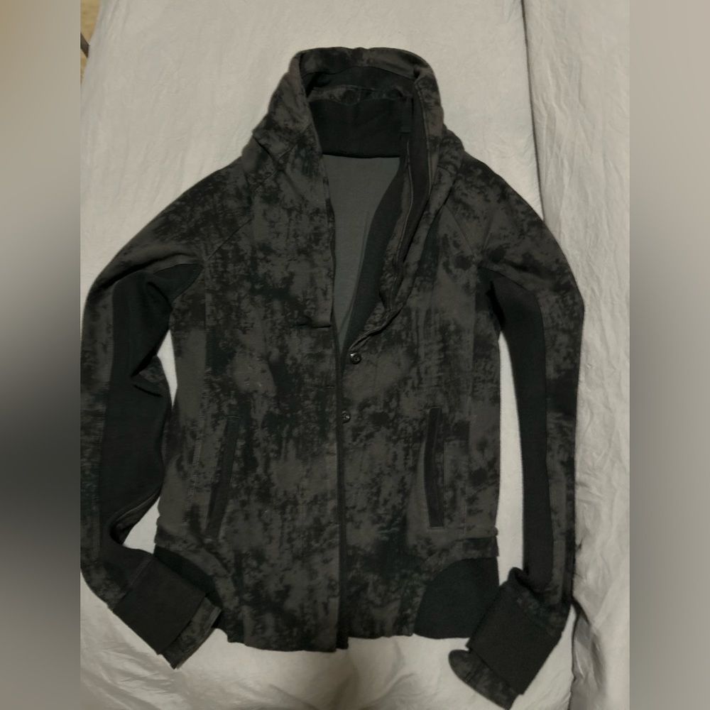 Lululemon jacket